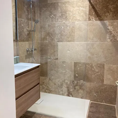 Le Grand Repu T4 Spacieux Renove, Centre-ville アパート *